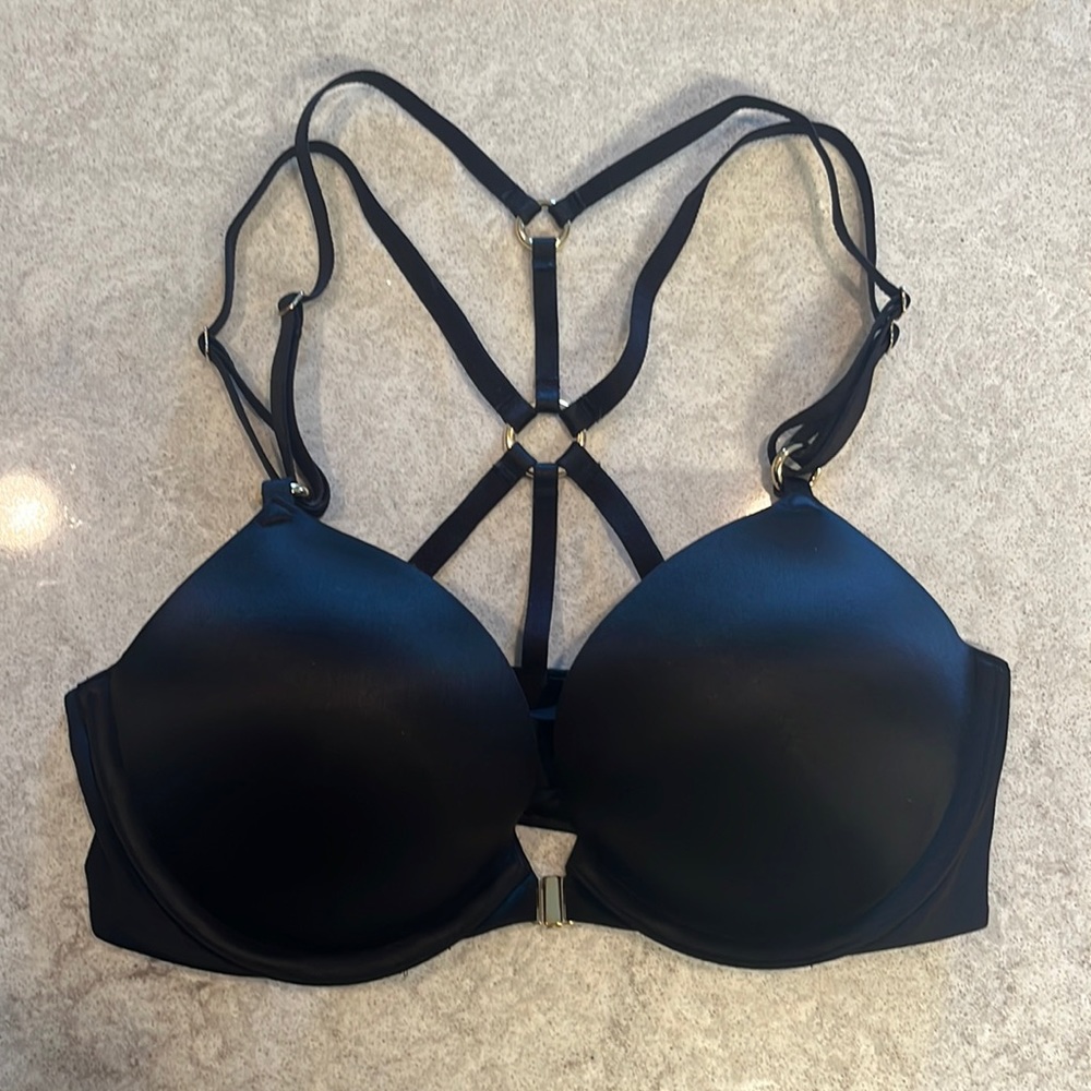 LIKE NEW Victoria Secret Very Sexy Bombshell Plunge Bra Add 2 Cups